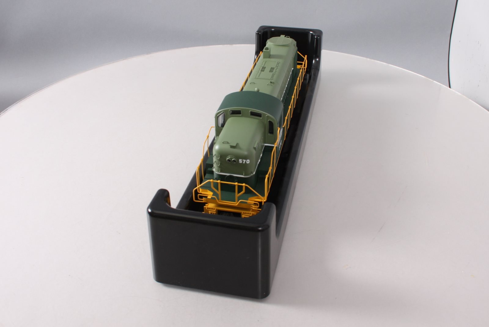 Atlas 20023002 O British Columbia Trainman Alco RS-3 3-Rail Diesel Loco #570