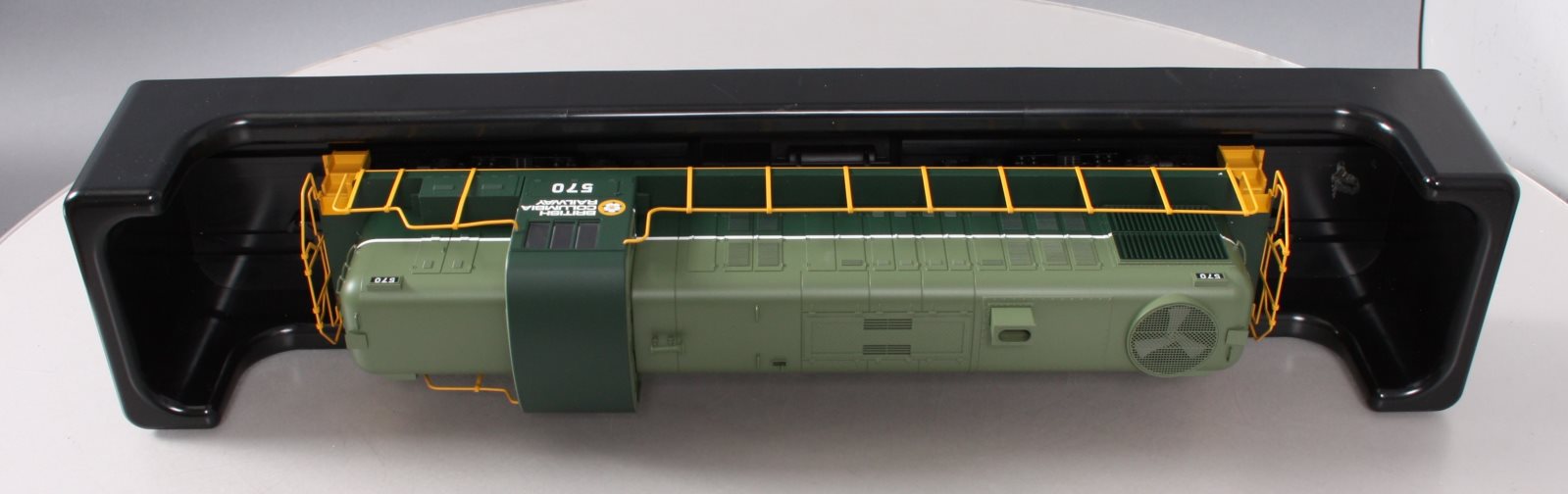 Atlas 20023002 O British Columbia Trainman Alco RS-3 3-Rail Diesel Loco #570