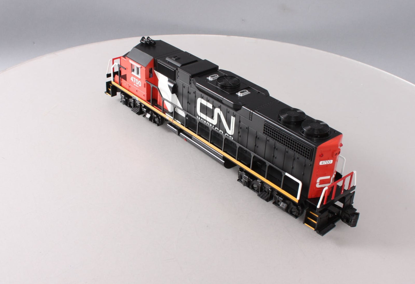 Williams 21224 O Canadian National EMD GP38 3-Rail Diesel Locomotive #4700