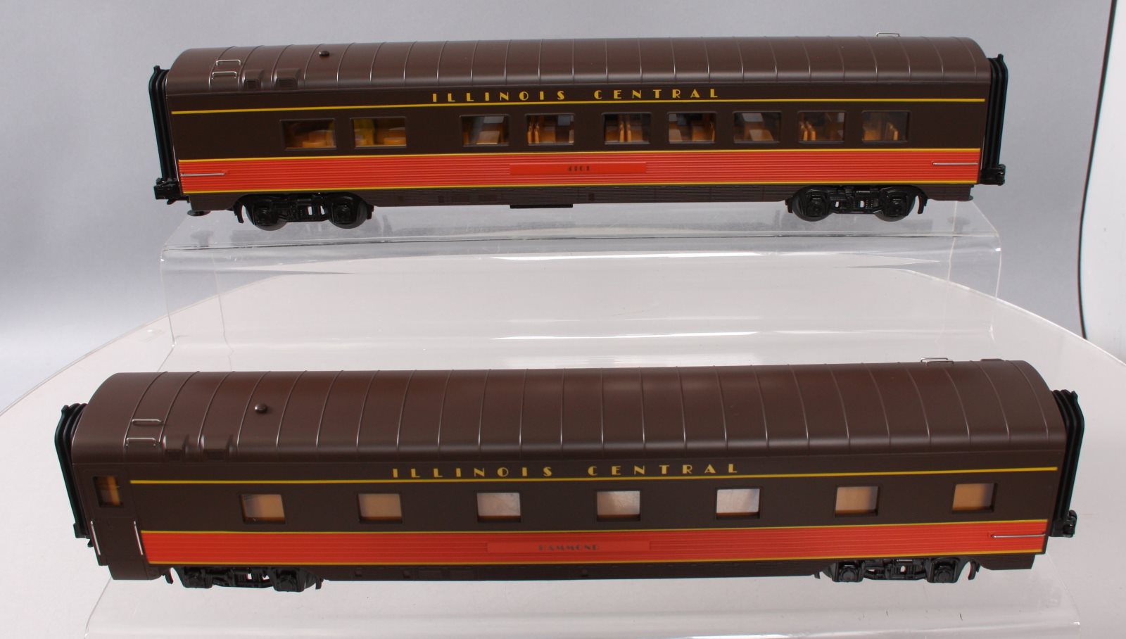 MTH 30-67922 O Illinois Central RailKing 2-Car 60' Streamlined Sleeper/Diner