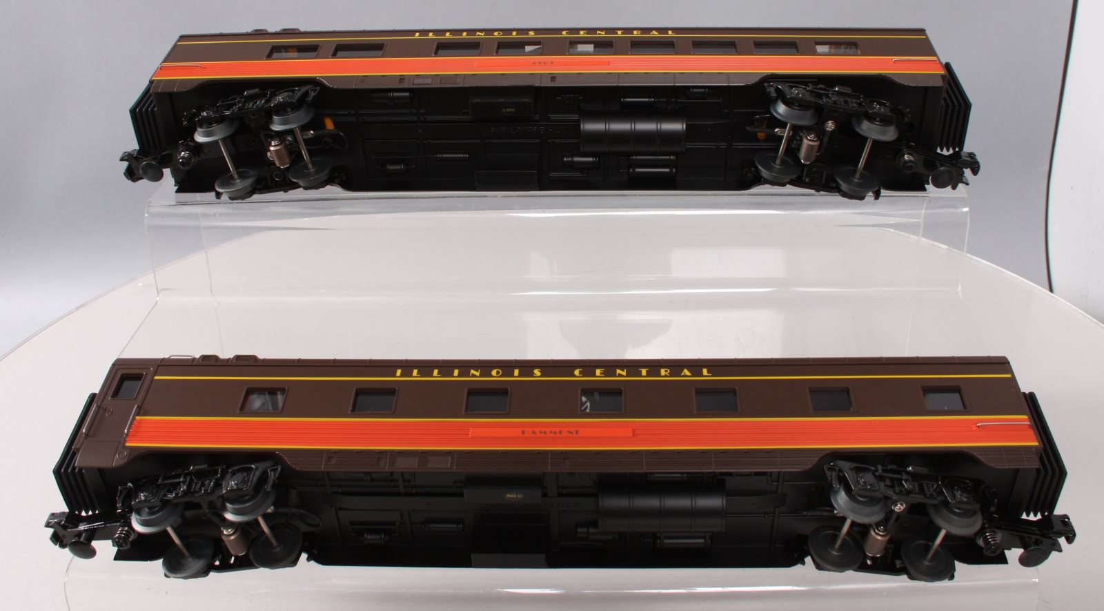 MTH 30-67922 O Illinois Central RailKing 2-Car 60' Streamlined Sleeper/Diner