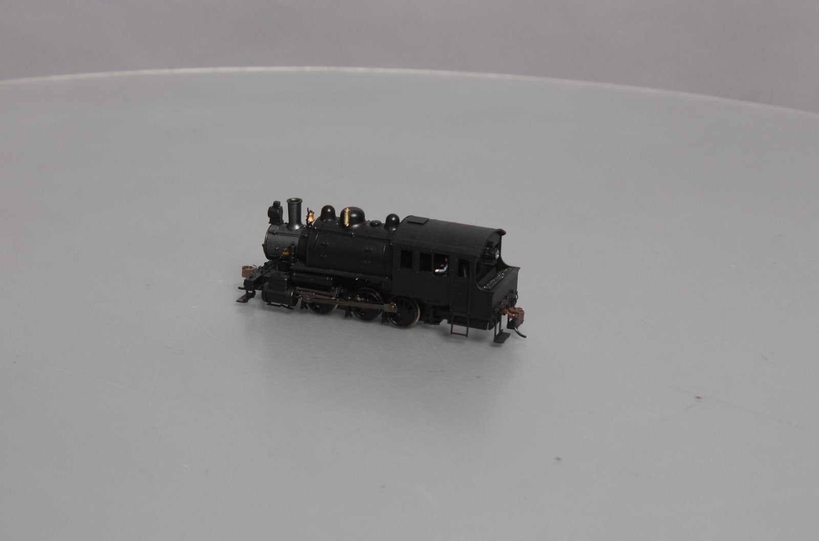 Bachmann 81811 HO Scale Undecorated 0-6-0 Saddle Tank Steam Locomotive