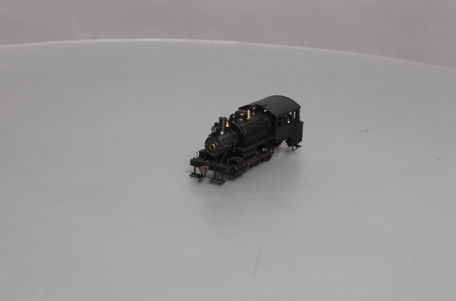 Bachmann 81811 HO Scale Undecorated 0-6-0 Saddle Tank Steam Locomotive