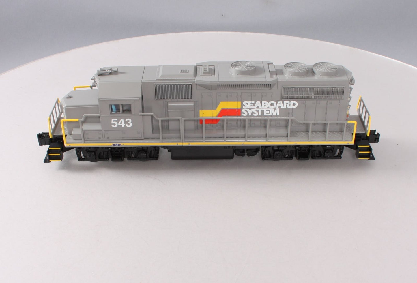 Lionel 6-84940 Seaboard System LionChief Plus GP38 Diesel Locomotive #543