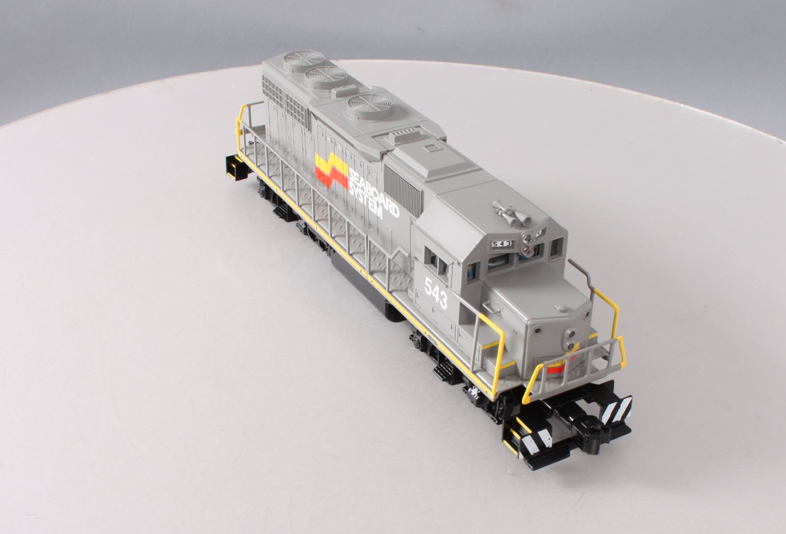Lionel 6-84940 Seaboard System LionChief Plus GP38 Diesel Locomotive #543