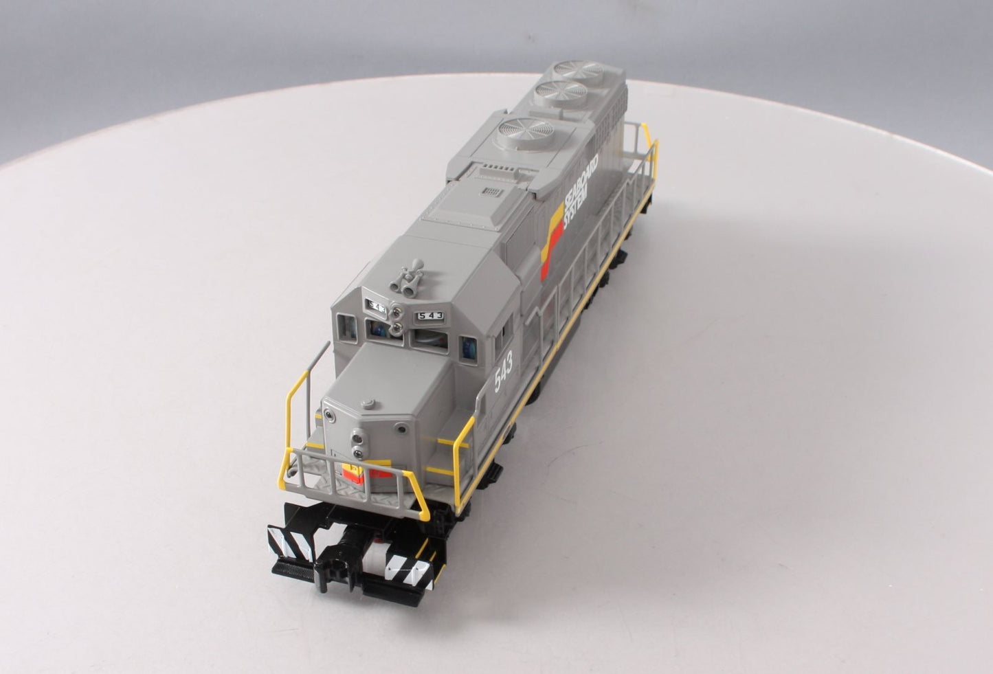 Lionel 6-84940 Seaboard System LionChief Plus GP38 Diesel Locomotive #543