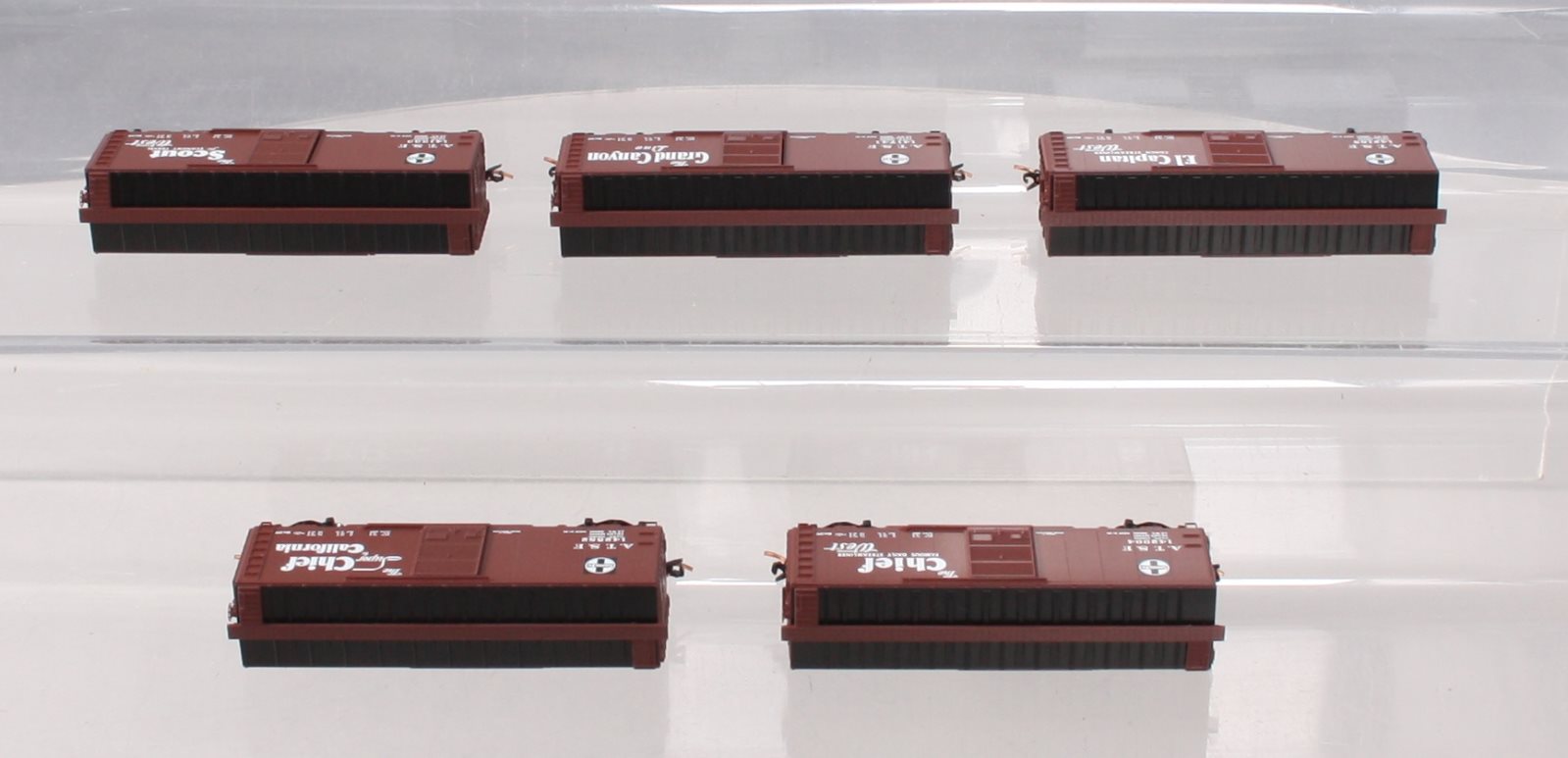 Micro-Trains 99301410 N ATSF 40' Standard Single Door Boxcar Runner Pack