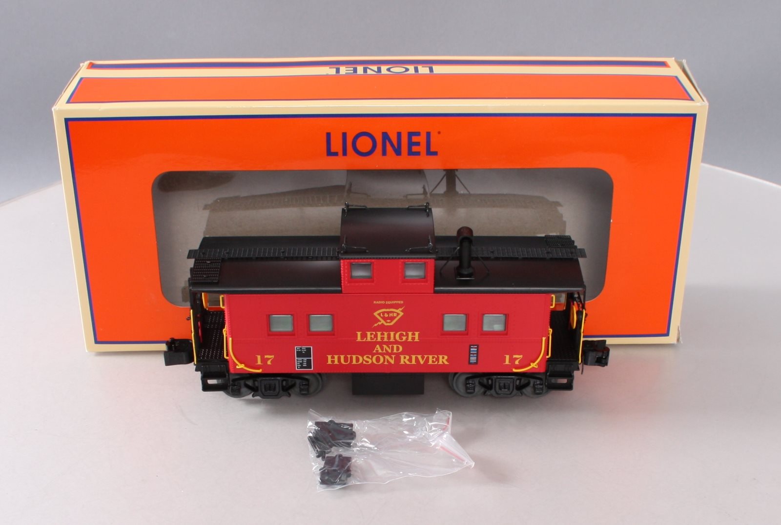 Lionel 1926860 O Gauge Lehigh and Hudson River Northeastern Caboose #17