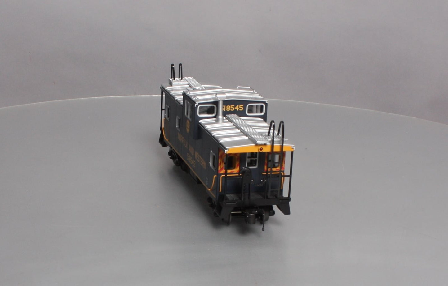 MTH 20-91339 N&W Extended Vision Caboose
