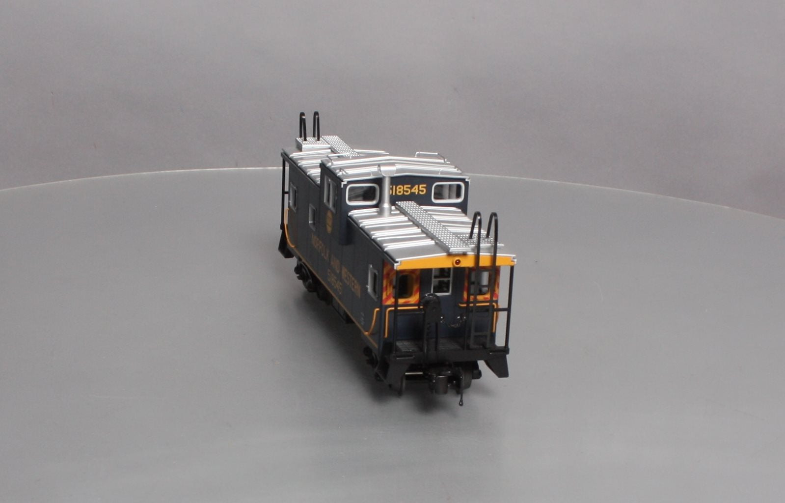 MTH 20-91339 N&W Extended Vision Caboose