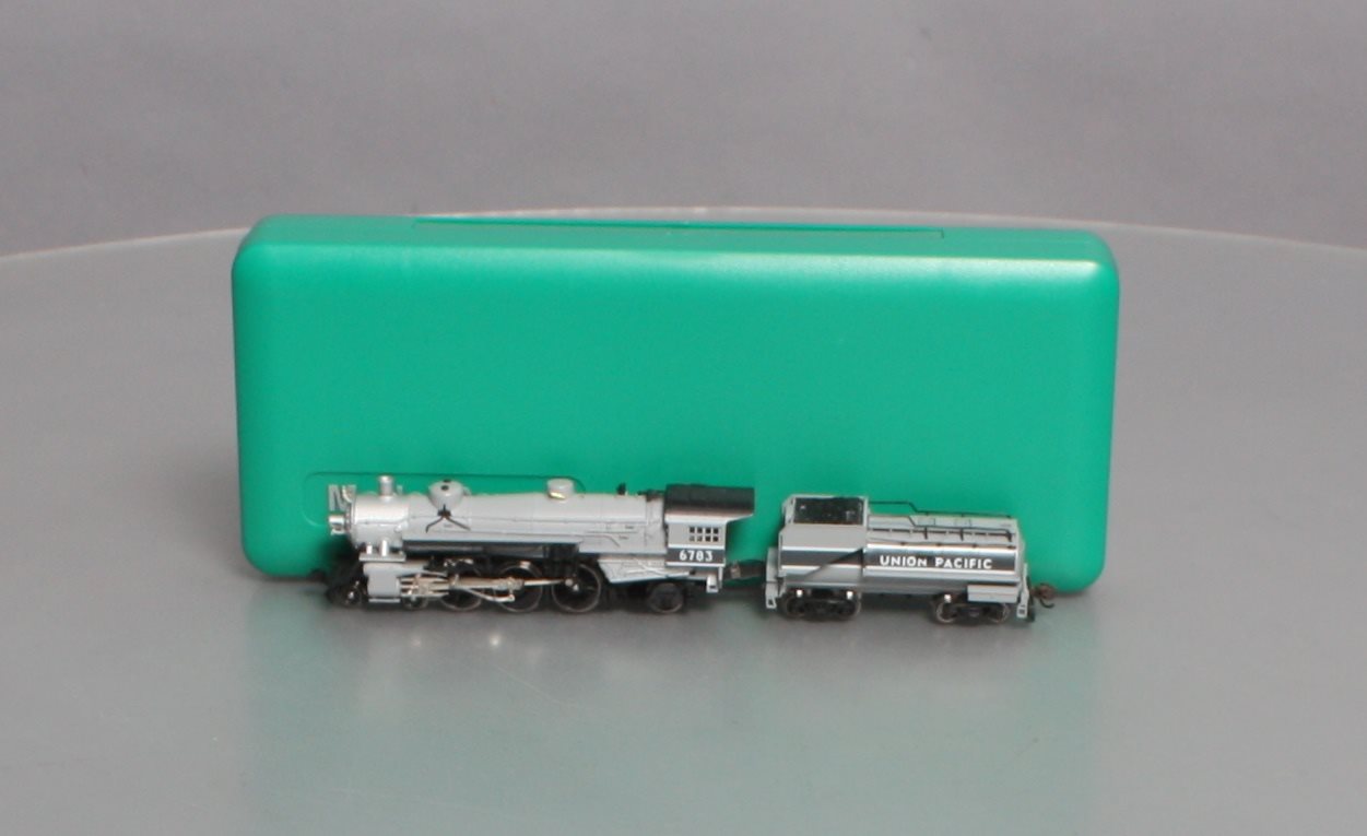 Model Power 87435 N 4-6-2 Union Pacific Grey Goosew/Vandy Coal Tender