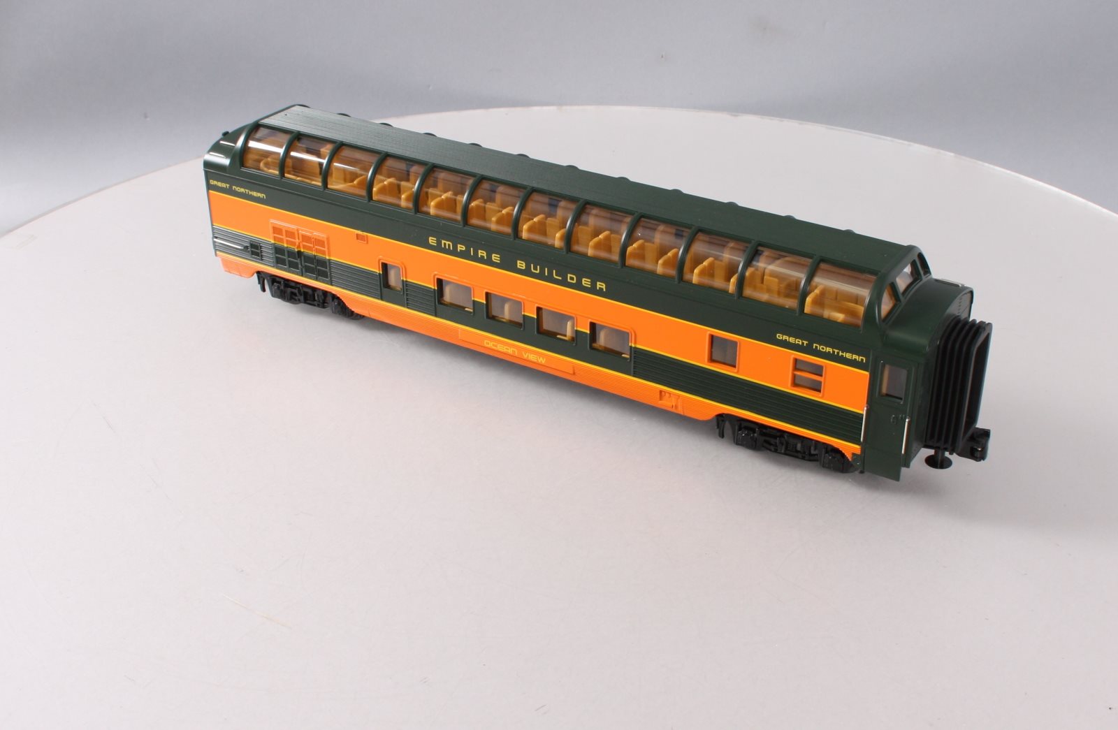 MTH 30-67533 Great Northern 60' Streamlined Full-Length Vista Dome Car