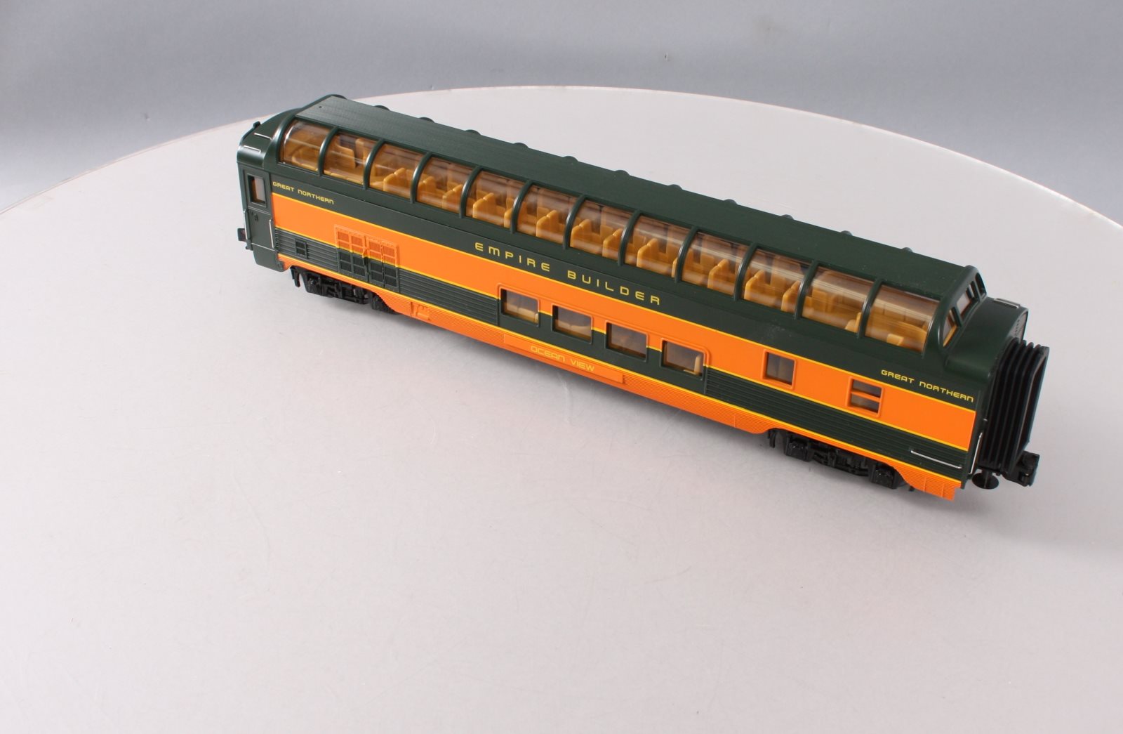 MTH 30-67533 Great Northern 60' Streamlined Full-Length Vista Dome Car