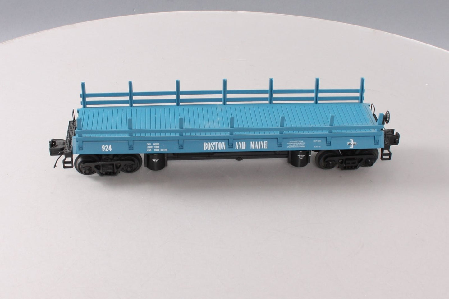MTH 20-98720 O Gauge Boston & Maine Operating Log Car #924