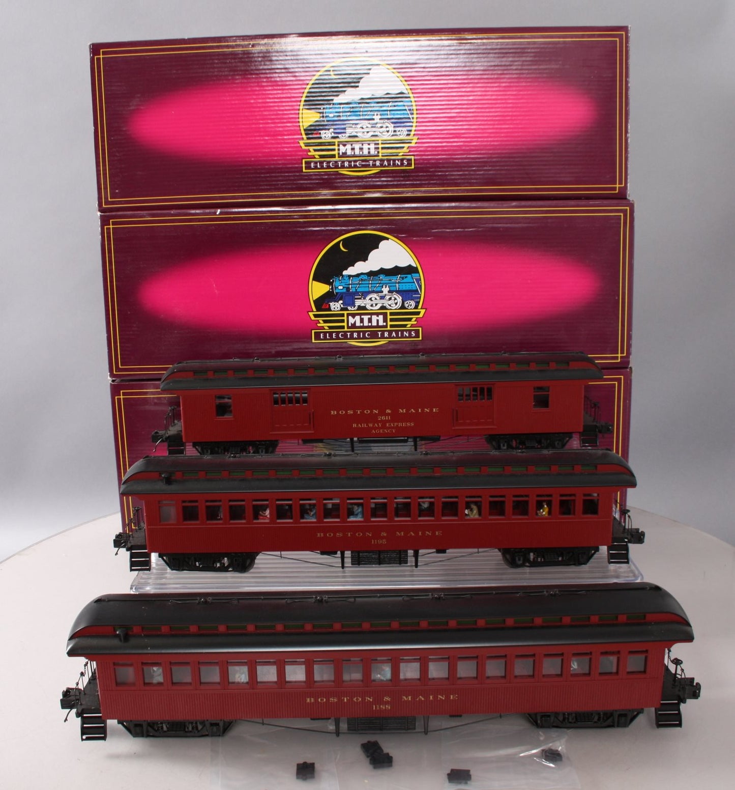 MTH 20-62038 O Boston & Maine Passenger Cars