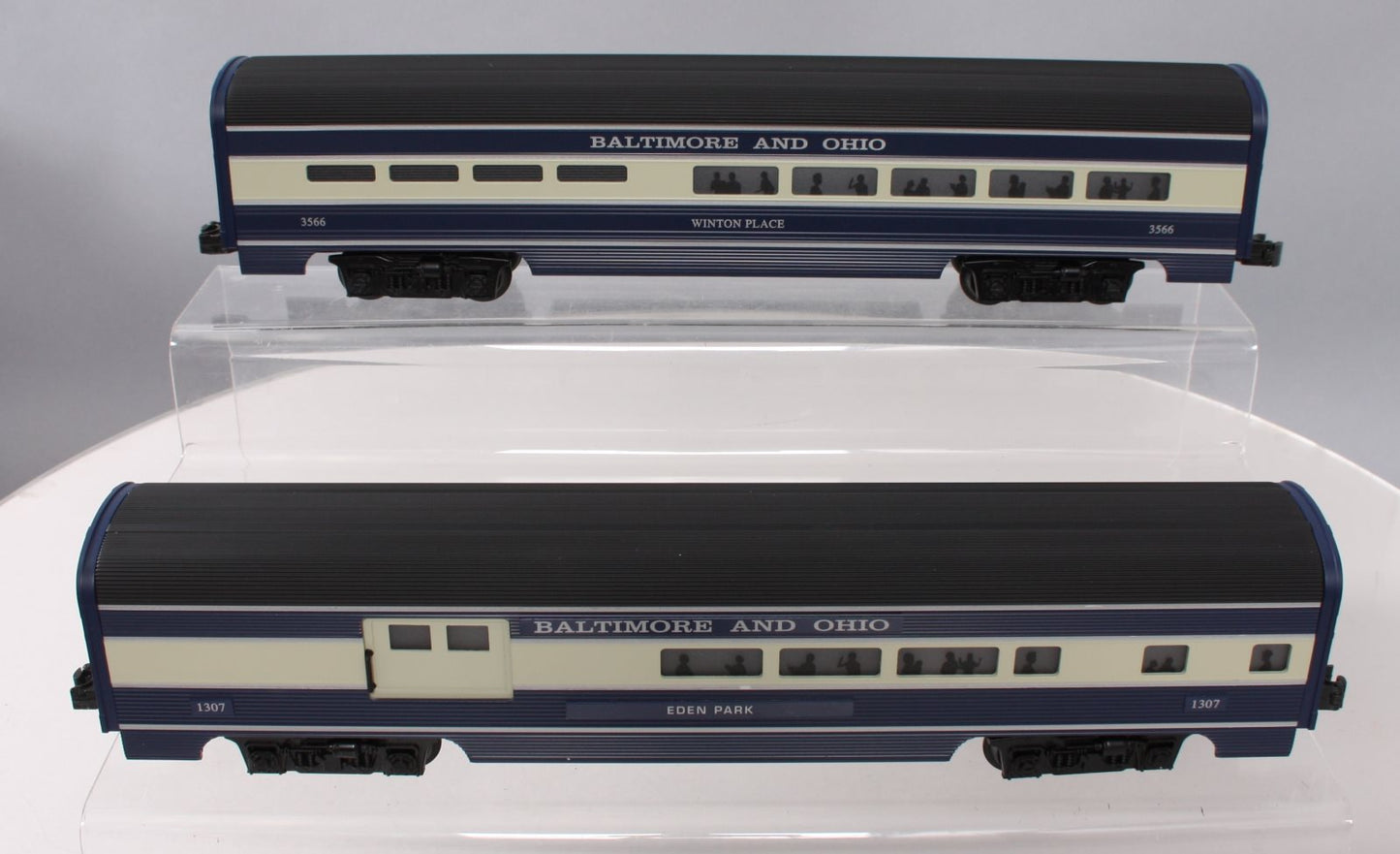 Williams 43030 B&O 60 Ft. Streamline Passenger 2-Pack