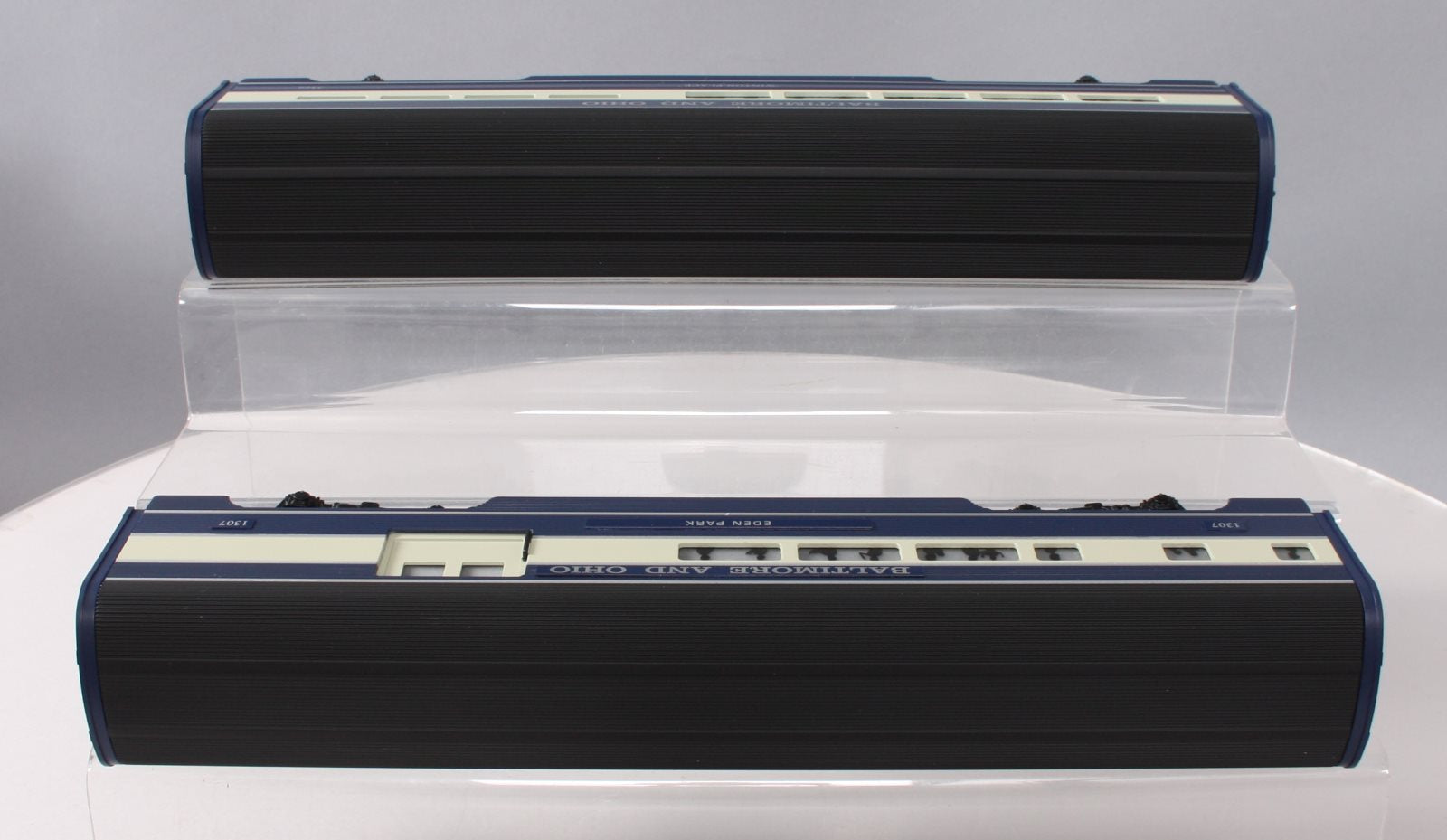 Williams 43030 B&O 60 Ft. Streamline Passenger 2-Pack