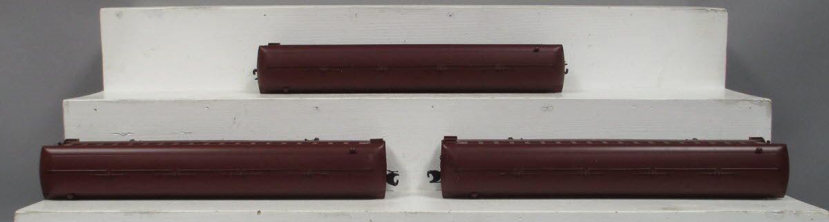 MTH 20-62013 O Union Pacific 64' Woodsided Passenger Cars (Set of 3)