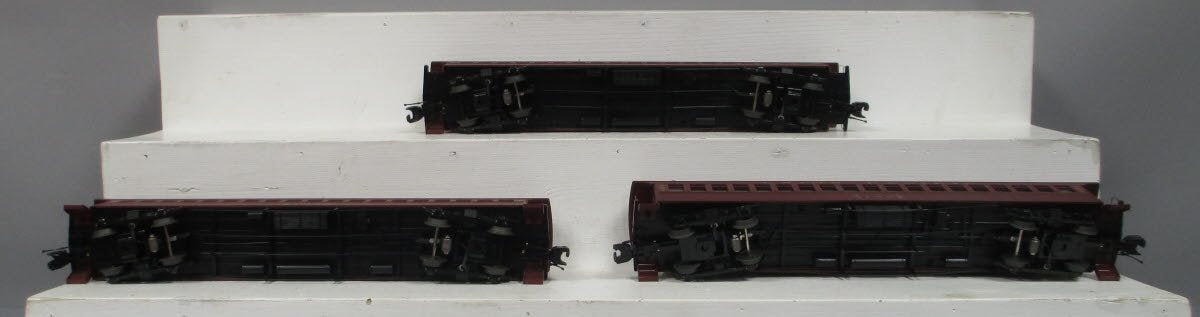 MTH 20-62013 O Union Pacific 64' Woodsided Passenger Cars (Set of 3)