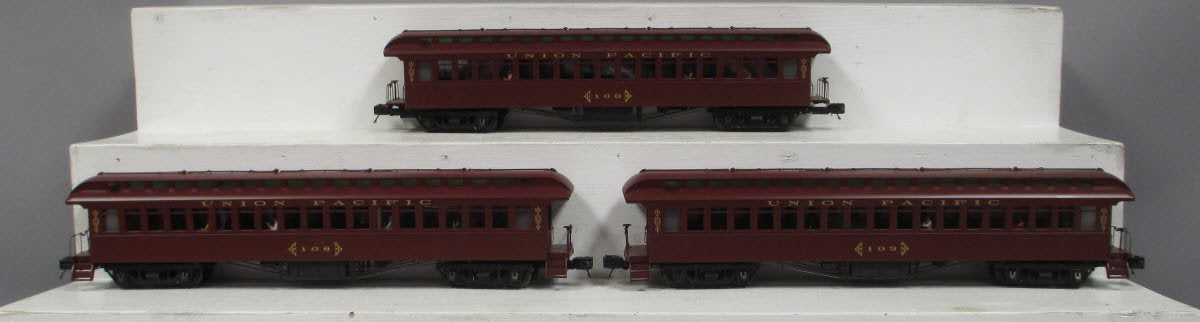 MTH 20-62013 O Union Pacific 64' Woodsided Passenger Cars (Set of 3)