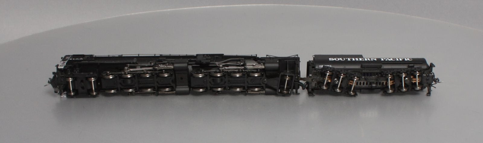 Broadway Limited 4100 HO Painted, Unlettered Auxiliary Water Tender