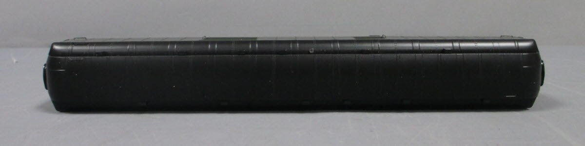 Walthers 932-10525 HO CNW ACF 70' Heavyweight Baggage Car