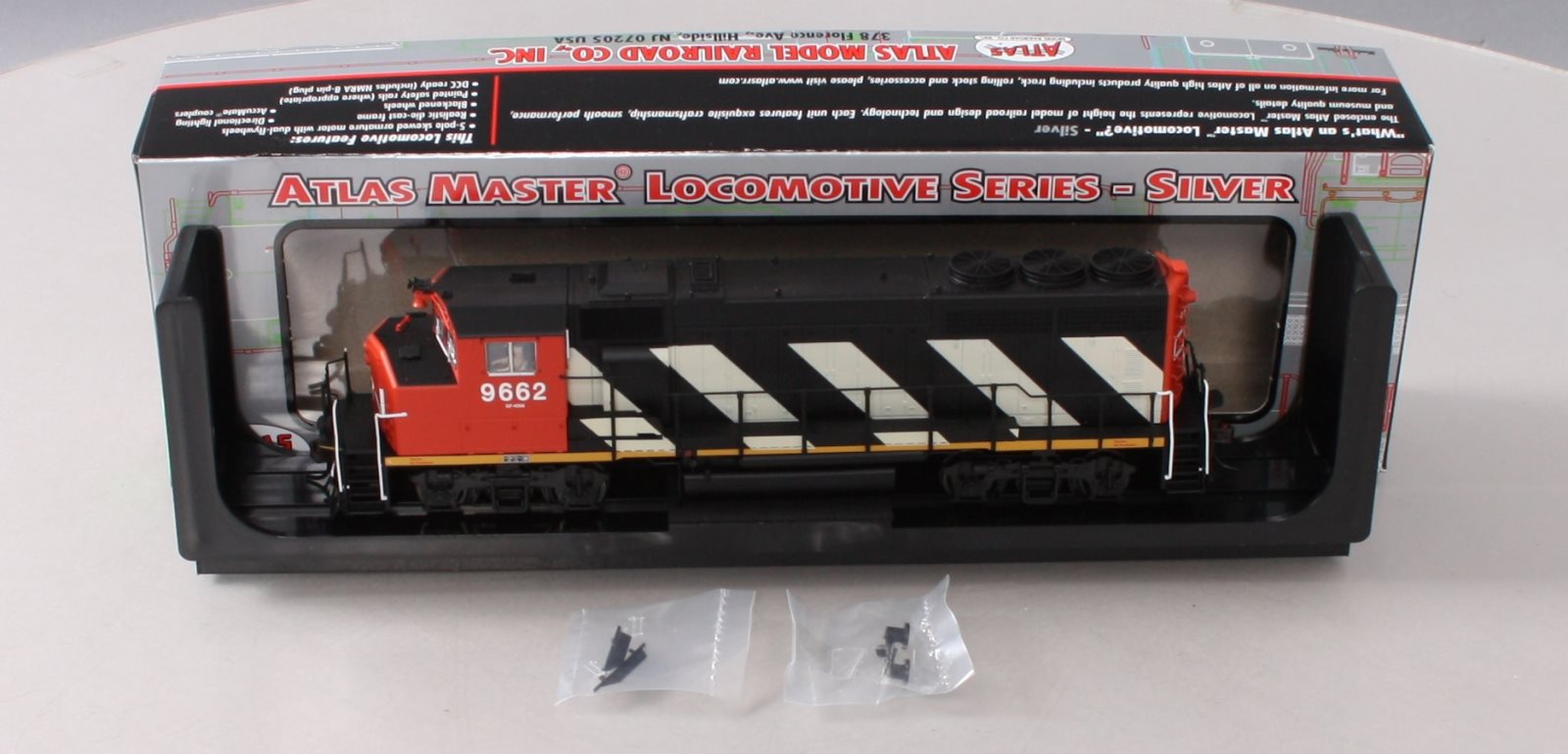 Atlas 10001399 HO Canadian National GMD GP40-2W CN Early Version Diesel #9662