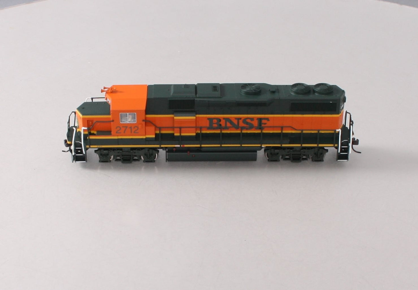 Atlas 10000937 HO Burlington North GP39-2 Phase II, BNSF/Heritage #2712