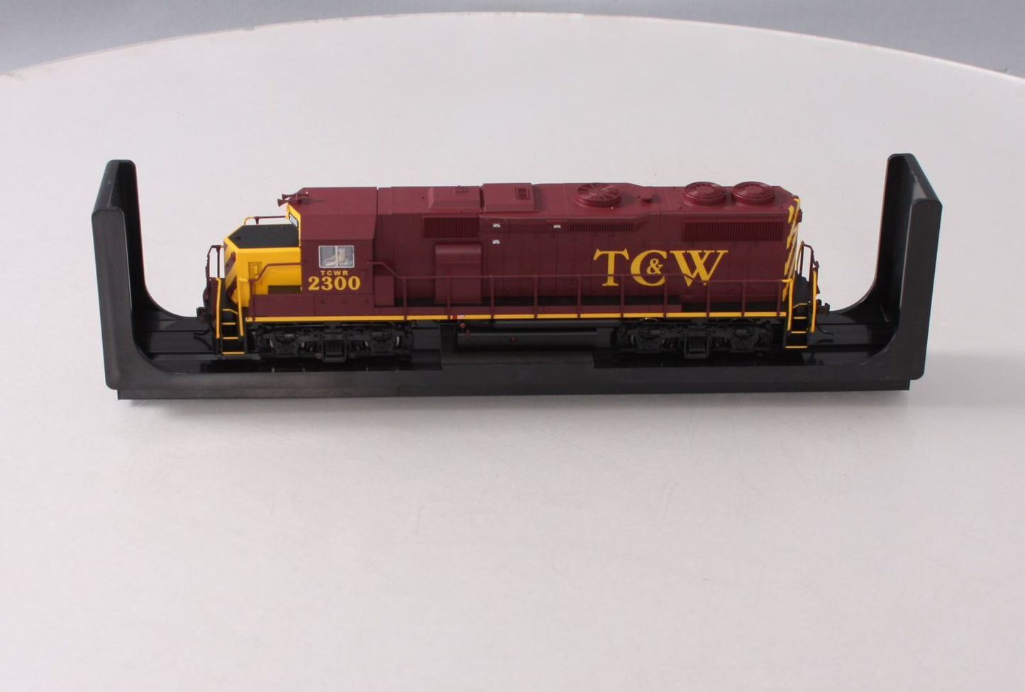 Atlas 10001778 HO Twin Cities & Western GP39-2 Diesel Locomotive #2300 w/DCC