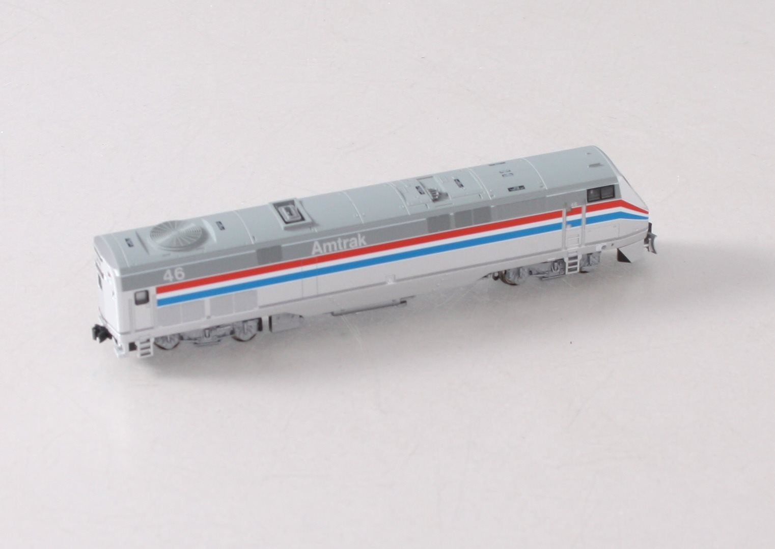 Kato 176-6001A N Amtrak P42 Genesis Phase III Diesel Locomotive #46