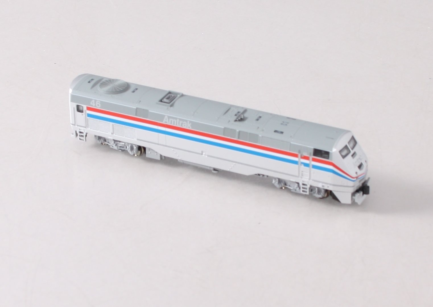 Kato 176-6001A N Amtrak P42 Genesis Phase III Diesel Locomotive #46