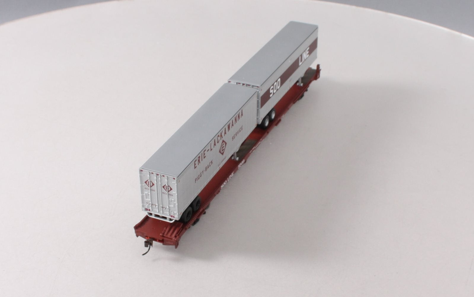 Athearn 92617 HO SOO Line 85' Flatcar w/2- 40' Trailers #5709