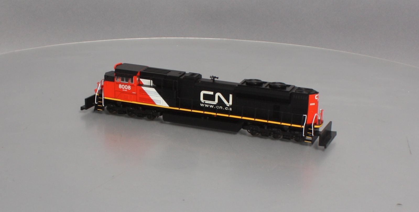 Walthers 910-9807 HO Canadian National EMD SD70ACe Locomotive