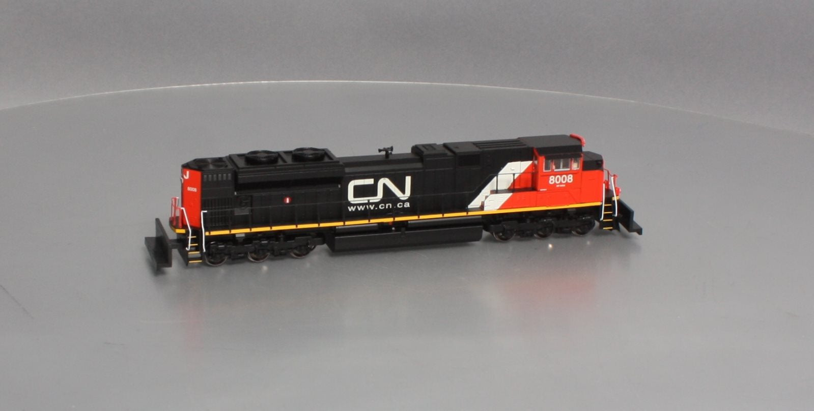 Walthers 910-9807 HO Canadian National EMD SD70ACe Locomotive