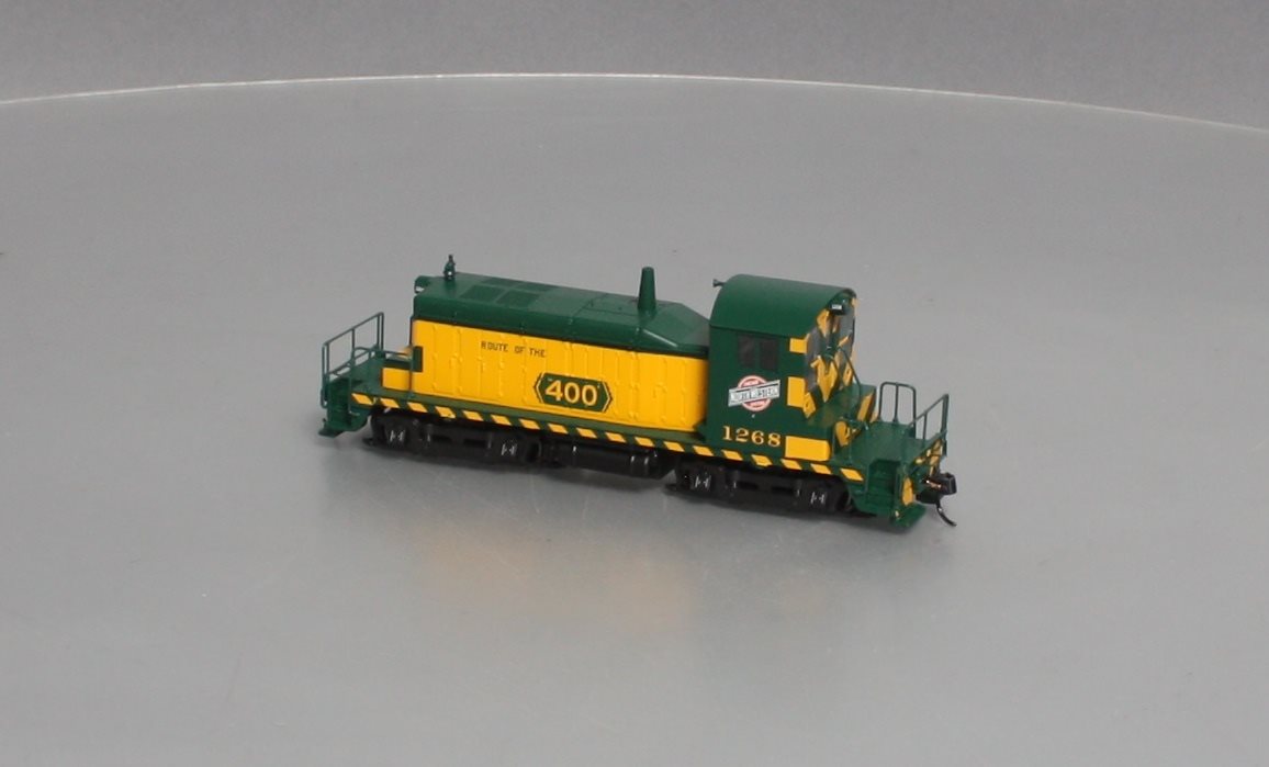 Walthers 910-9226 HO Chicago & North Western™ EMD SW1 Standard DC #1268