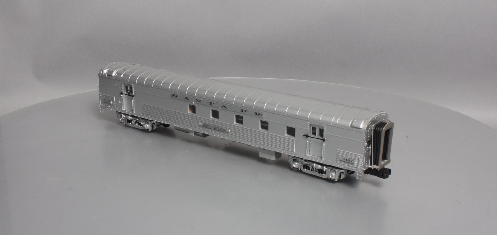 MTH 20-68157 70 FT. ABS RPO PASSENGER CAR - SANTA FE