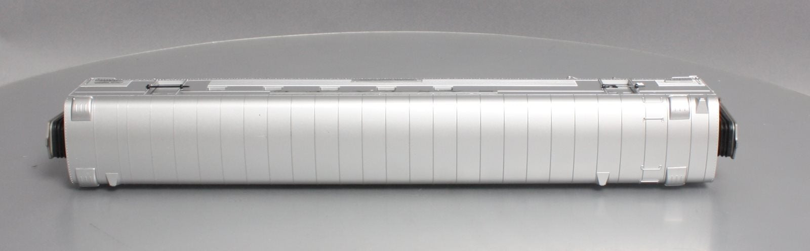 MTH 20-68157 70 FT. ABS RPO PASSENGER CAR - SANTA FE