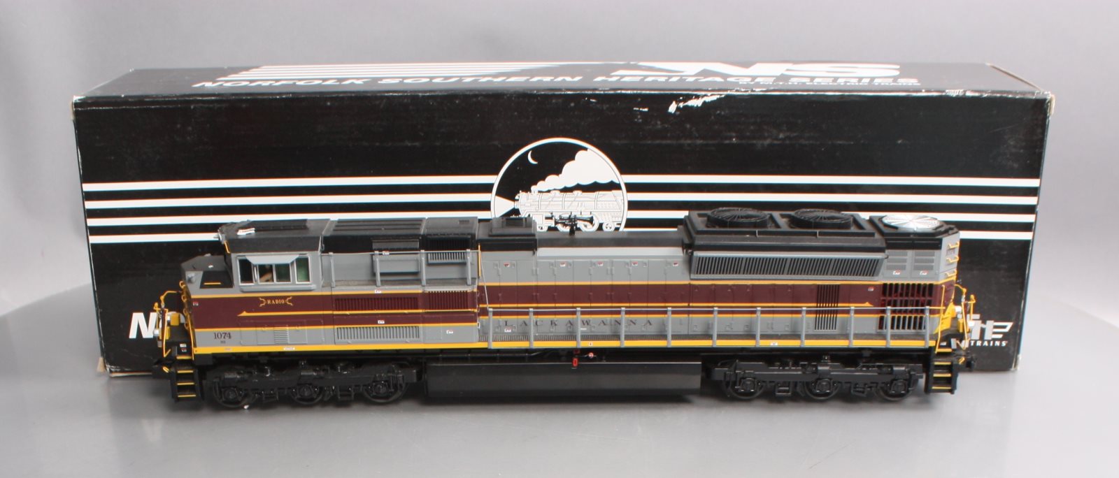MTH 20-20259-1 O Lackawanna SD70ACe Diesel Engine w/PS3 #1074 (Hi-Rail Wheels)