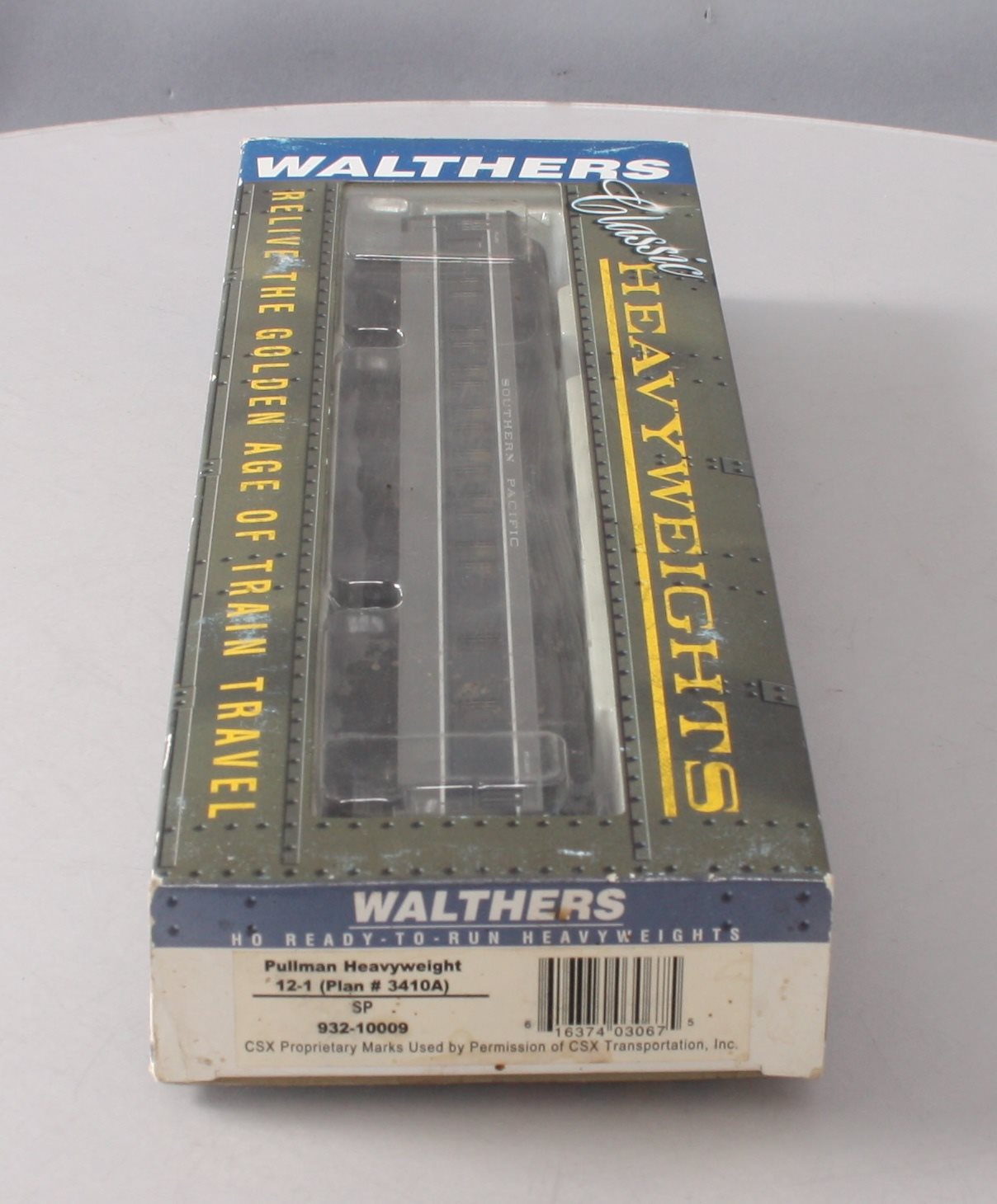 Walthers 932-10009 HO Southern Pacific Heavyweight Pullman 12-1 Passenger Car