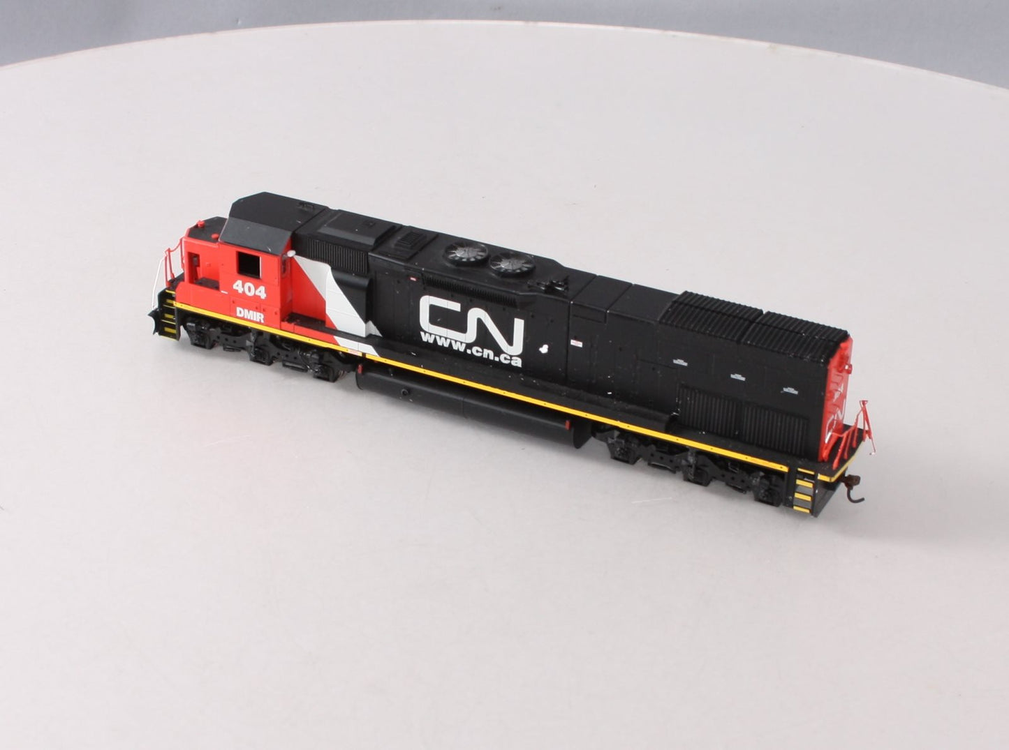 Athearn 88773 HO RTR SD45T-2, CN #404