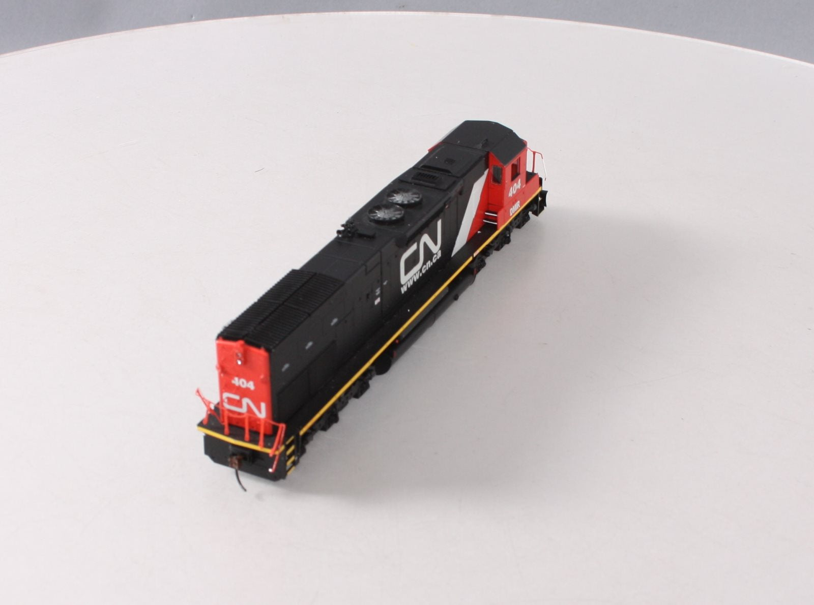 Athearn 88773 HO RTR SD45T-2, CN #404