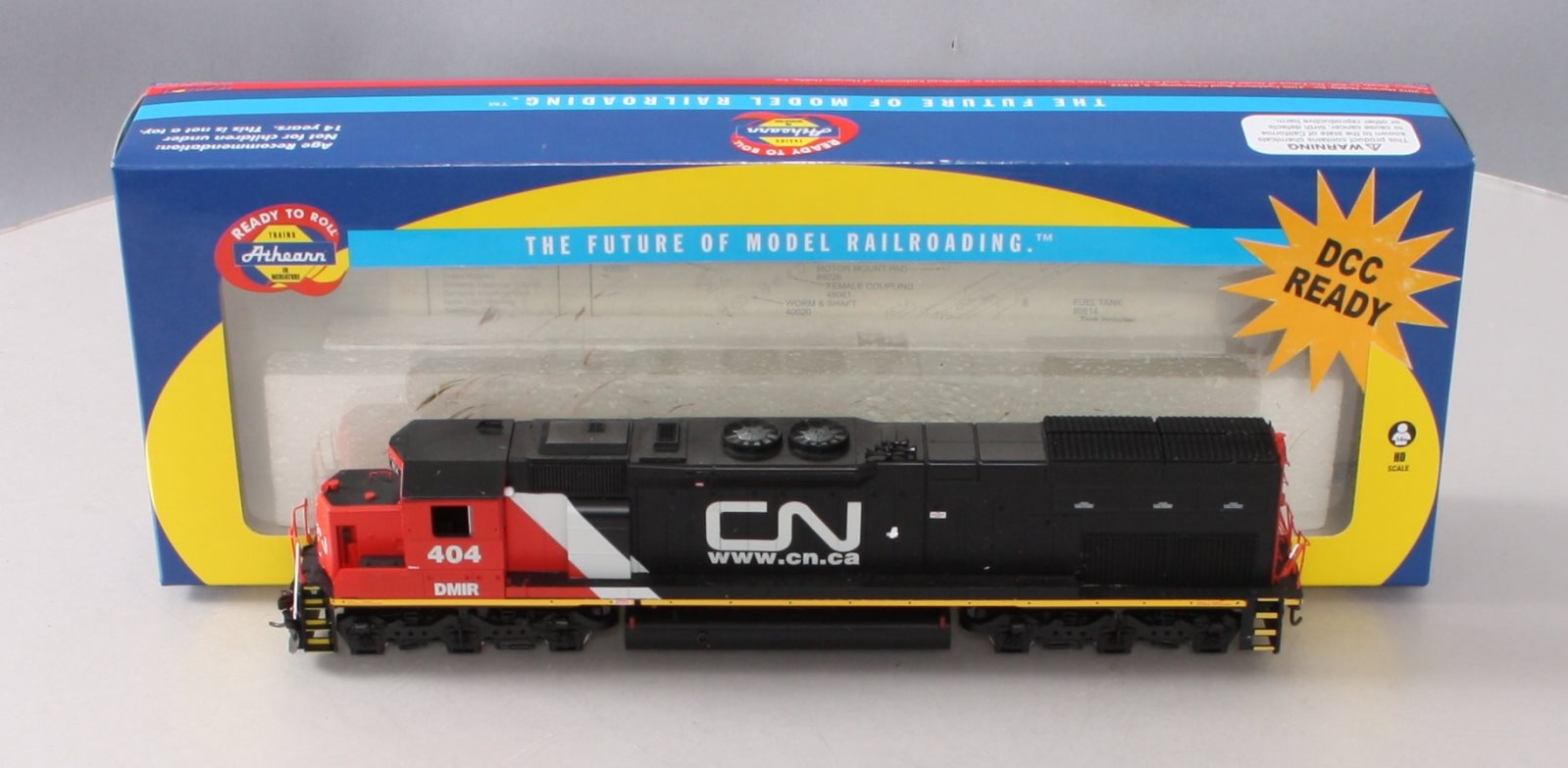 Athearn 88773 HO RTR SD45T-2, CN #404