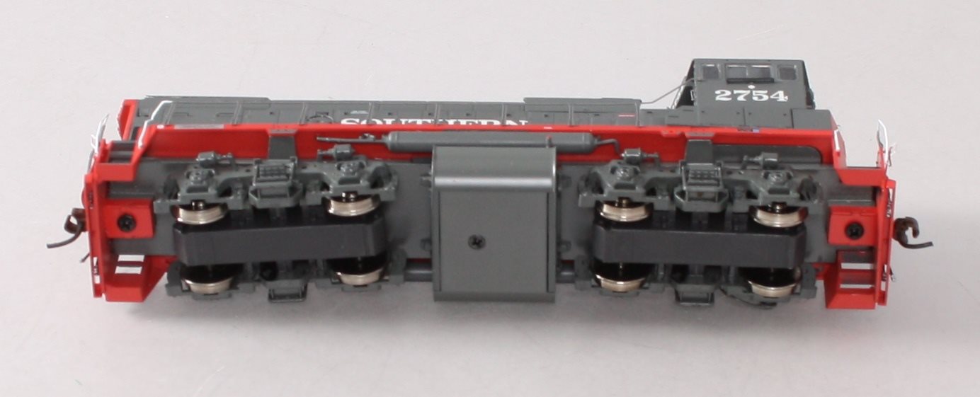 Athearn G66209 HO Southern Pacific MP15-AC Diesel Locomotive w/DCC & Sound #2754