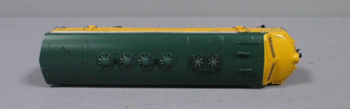 Walthers 920-40694 HO CNW EMD F7A Diesel Locomotive #4072C w/Sound & DCC