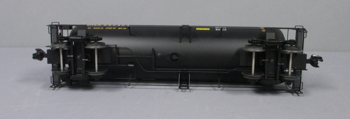 USA Trains R15252 G UTLX 42' Modern Tank Car (Black, Yellow Printing)