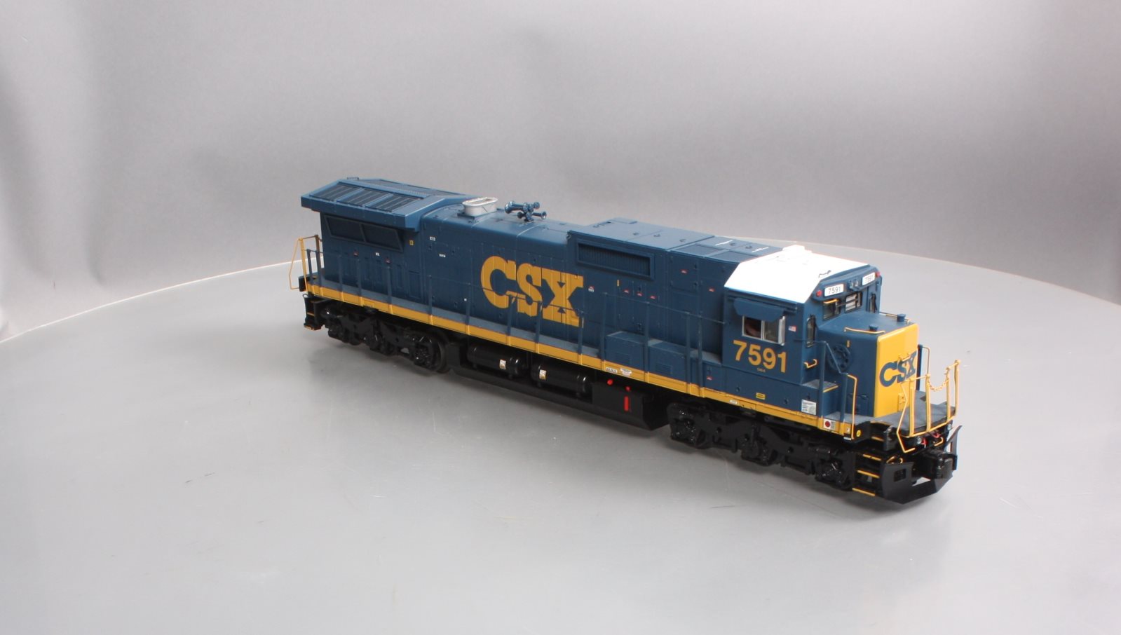 MTH 20-2948-3 CSX Dash-8 Narrow Nose Non-Powered Diesel Engine #7591