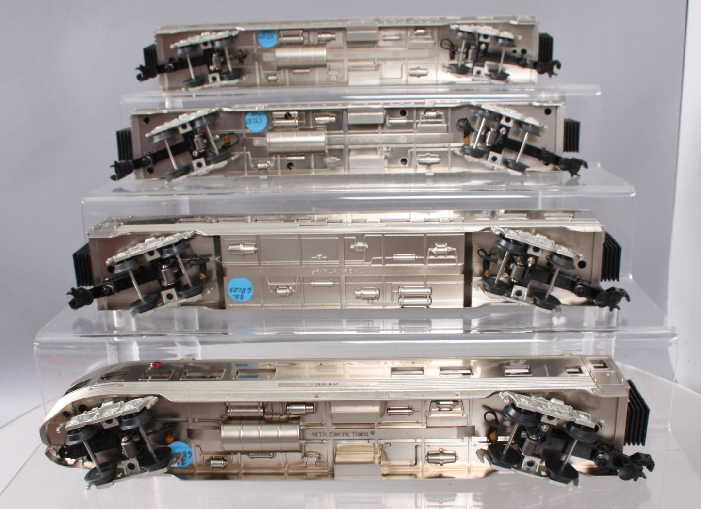 MTH 30-68123 O Santa Fe RailKing 60' Streamlined Passenger Car Set (Set of 4)
