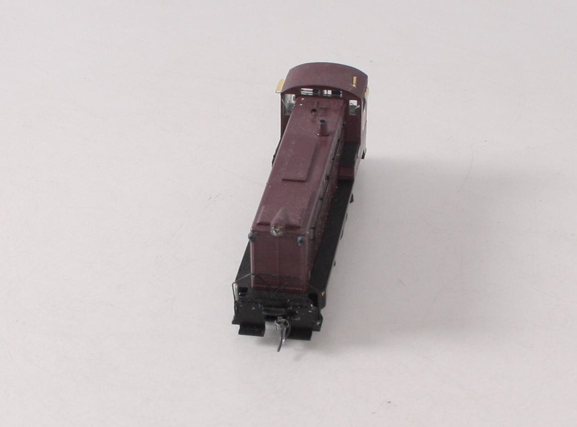 Stewart 4812 HO Chicago Great Western Diesel Baldwin DS-4-4-1000 Powered #38