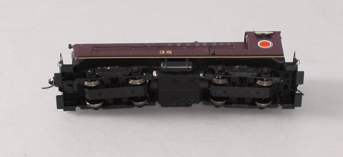 Stewart 4812 HO Chicago Great Western Diesel Baldwin DS-4-4-1000 Powered #38