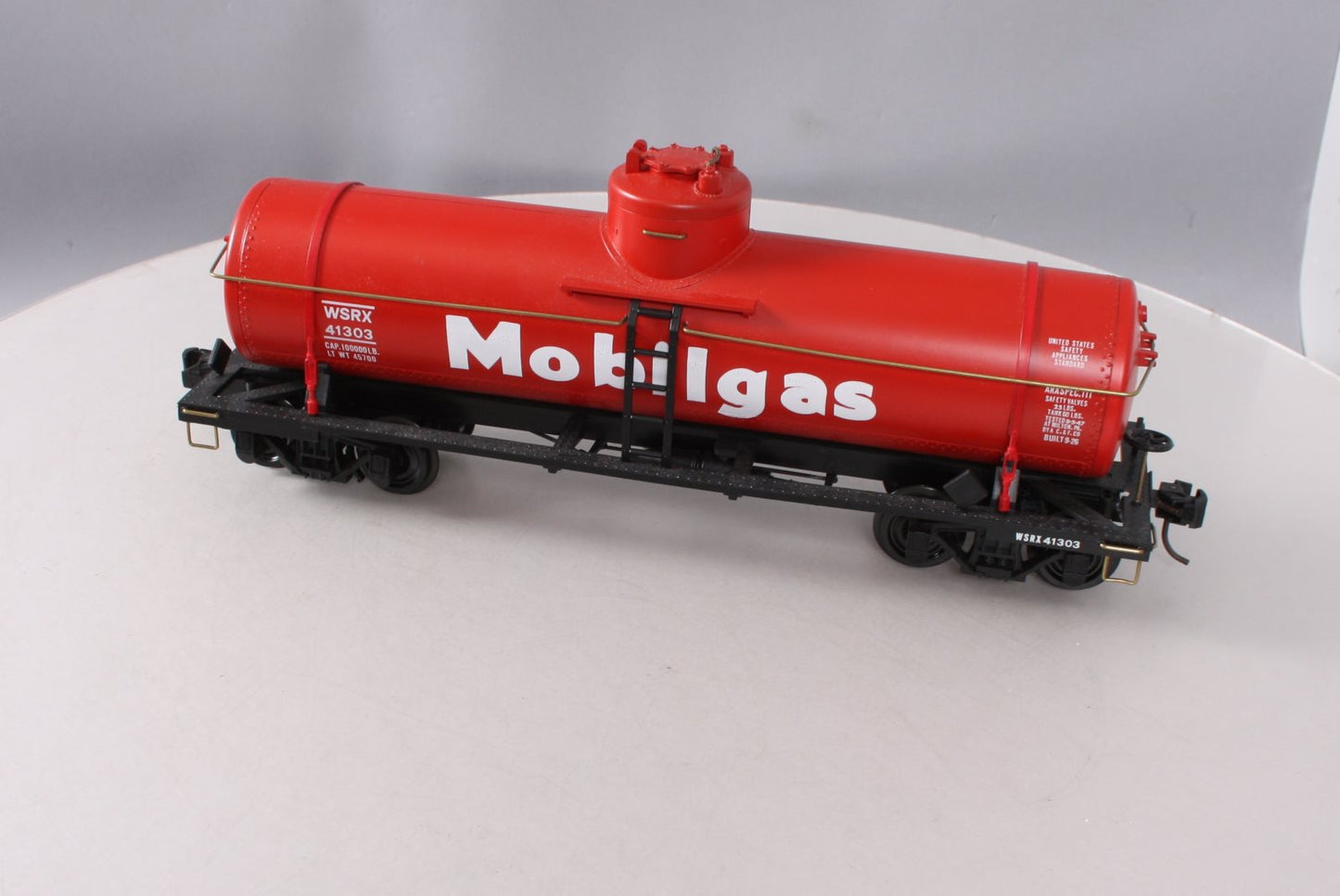 Aristo-Craft 41303 Mobilgas Single Dome Tank Car